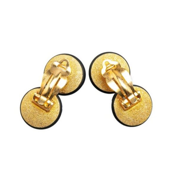 CHANEL CC Logos White & Black Round Clip-On Earrings Gold Tone 95A Auth #2567 - Picture 3 of 4